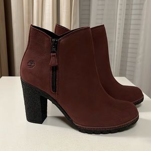 NWOT Timberland Tillston Zip Bootie